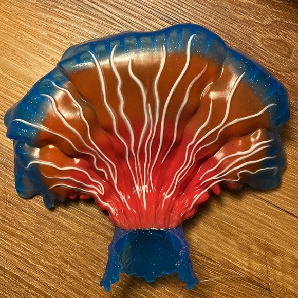 Aquaman Mera’s Royal Gown - Picture 6 of 8